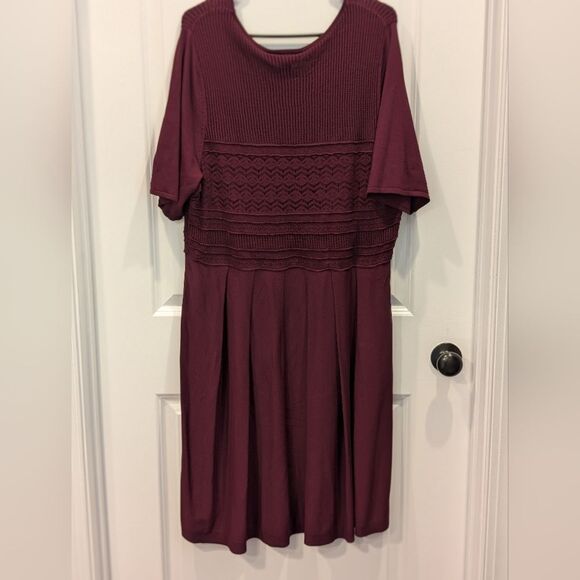 Lane Bryant Burgundy Knit Dress Size 18/20 Crochet Lace Pleated Dark Academia - Picture 4 of 6